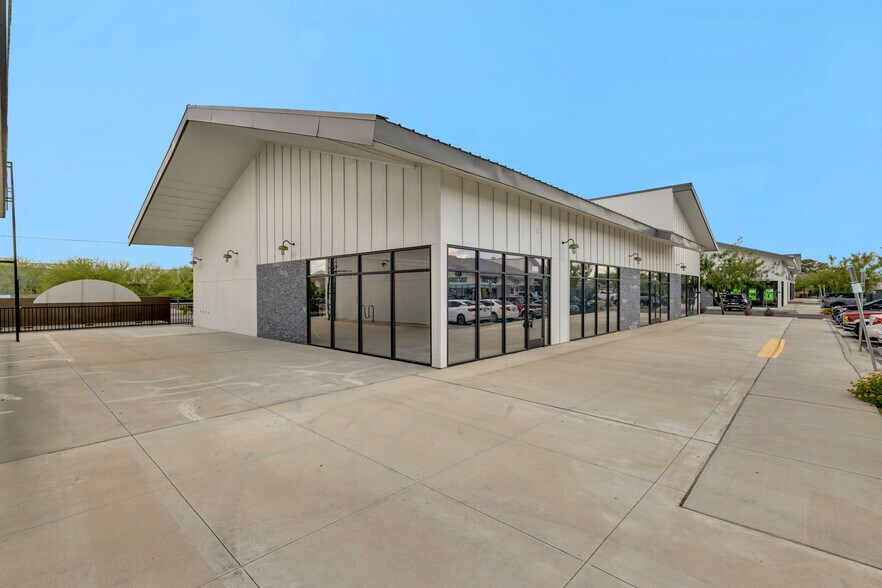 More Photos Of 9640 Montwood Dr, El Paso Storefront For Lease