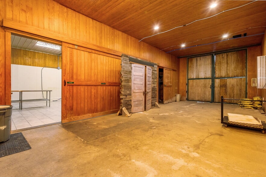 More Photos Of 12298 Croton Rd, Croton Specialty For Sale