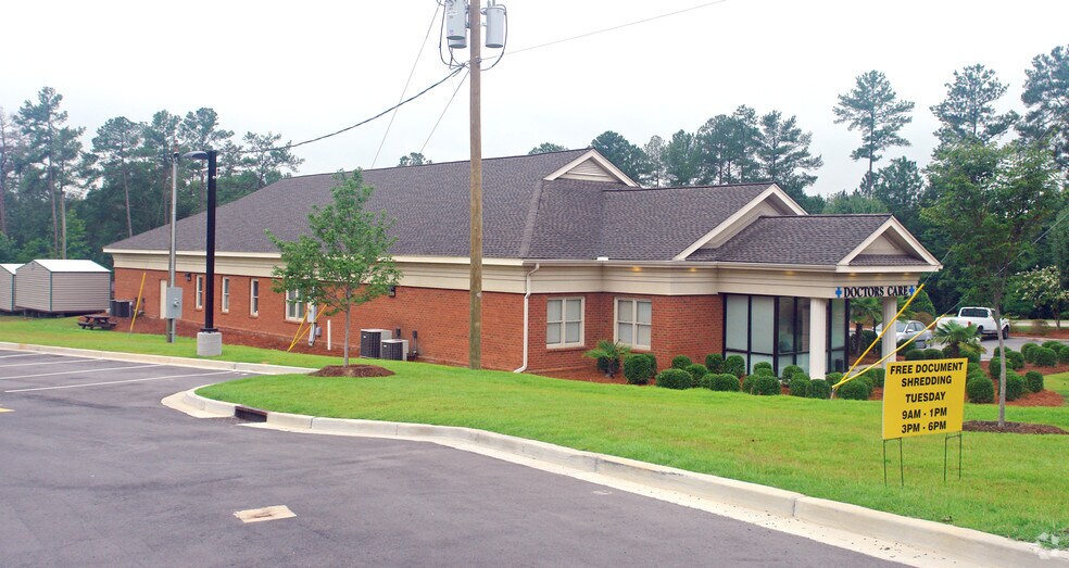 More Photos Of 7659 Garners Ferry Rd, Columbia Medical For Lease