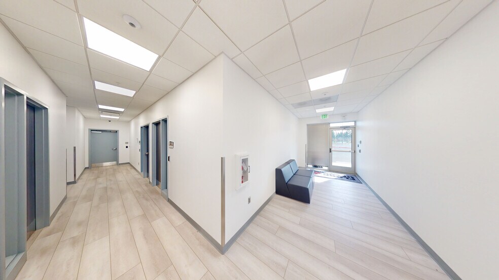 More Photos Of 17819 Canyon Rd E, Puyallup Distribution For Lease