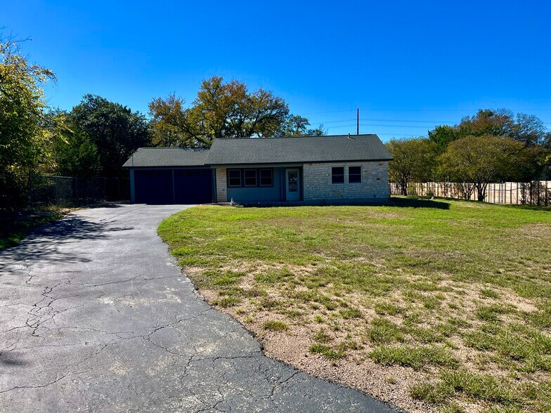 More Photos Of 16001 Awalt Dr, Austin Office For Lease