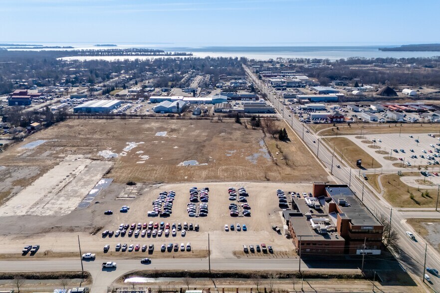 More Photos Of 250 W Street South, Orillia Land For Sale