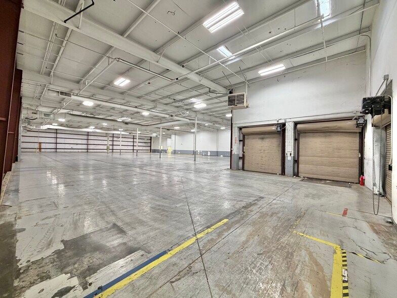 More Photos Of 1470 E Weisgarber Rd, Knoxville Light Distribution For Lease