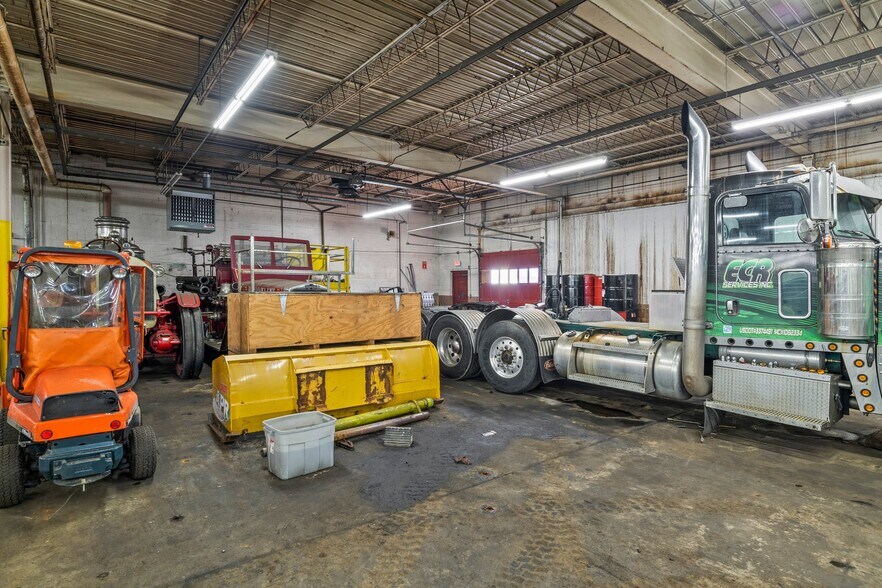 More Photos Of 55 East St, Ware Warehouse For Lease