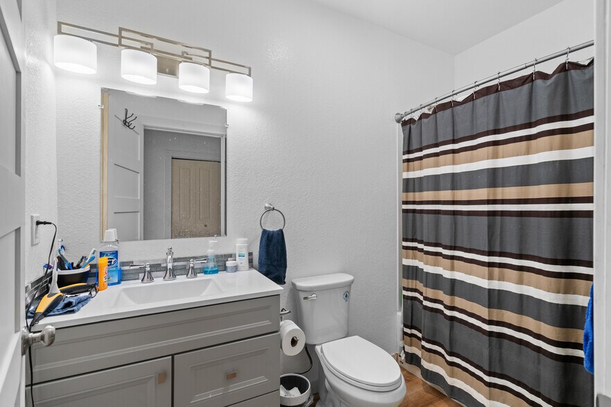 More Photos Of 105 Arcade, Lexington Apartments For Sale