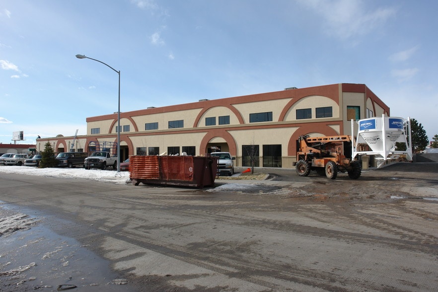 More Photos Of 4620 Grandview Ave, Cheyenne Flex For Sale