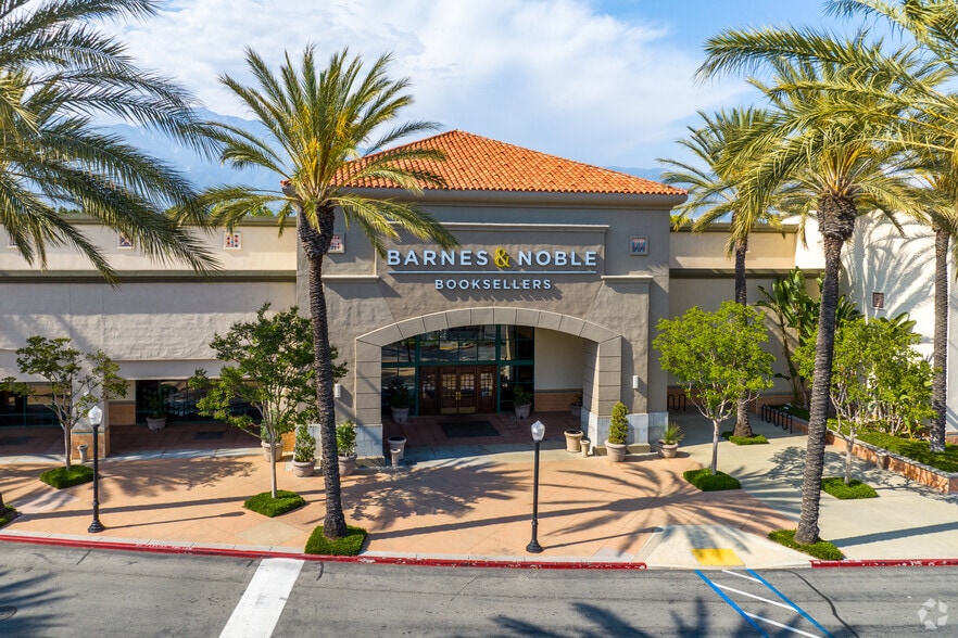 More Photos Of 11070-11090 Foothill Blvd, Rancho Cucamonga Department Store For Sale
