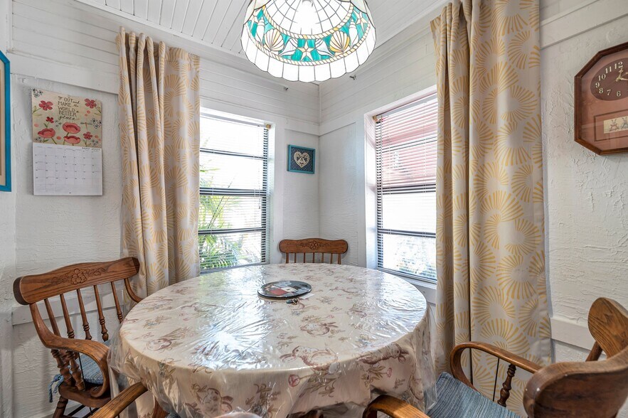 More Photos Of 1803 Gulf Blvd, Indian Rocks Beach Hotel For Sale