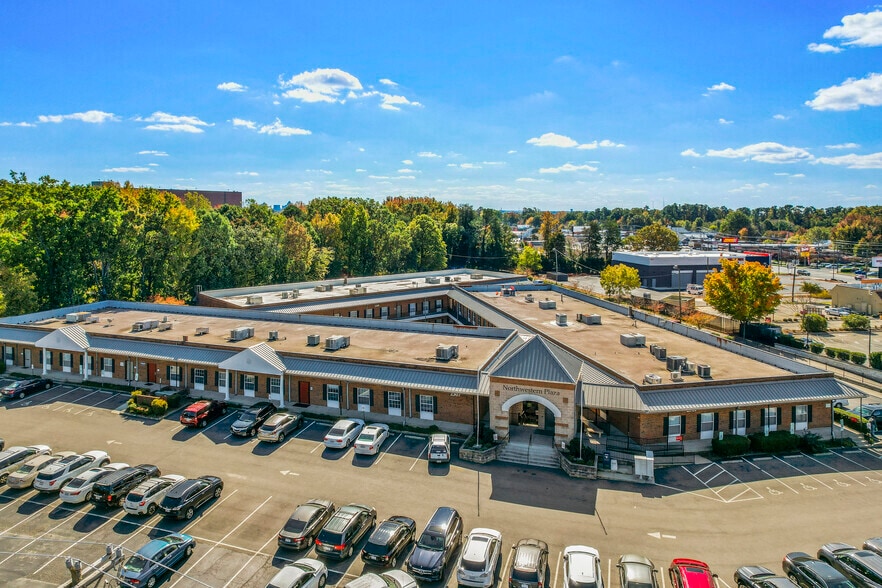 More Photos Of 2309 W Cone Blvd, Greensboro Unknown For Lease