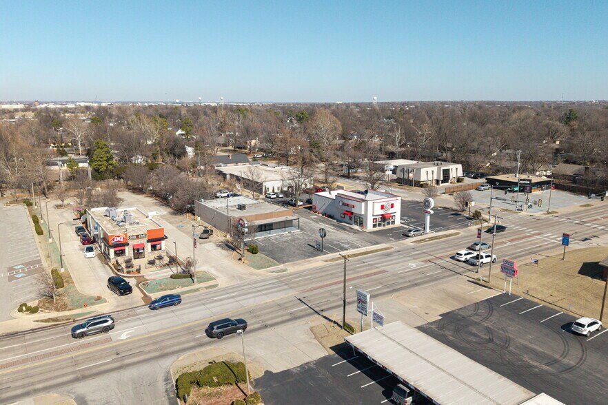 More Photos Of 1829 W Main St, Norman Freestanding For Sale