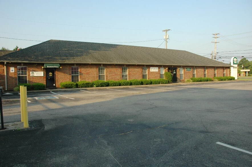 Primary Photo Of 2515A Wilma Rudolph, Clarksville Office For Lease