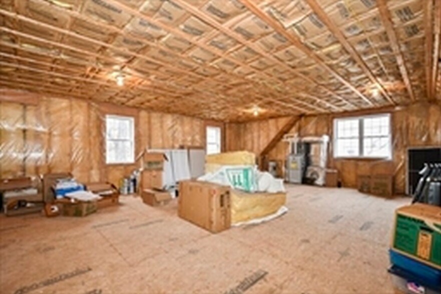 More Photos Of 977 South St, Fitchburg Office For Sale