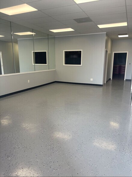 More Photos Of 23945 Franz Rd, Katy General Retail For Lease