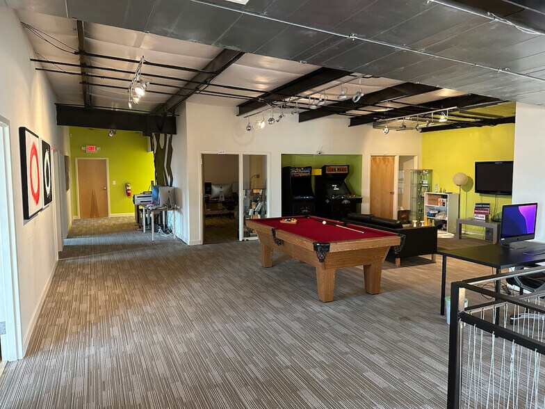 More Photos Of 1431 Woodmont Ln NW, Atlanta Industrial For Sale