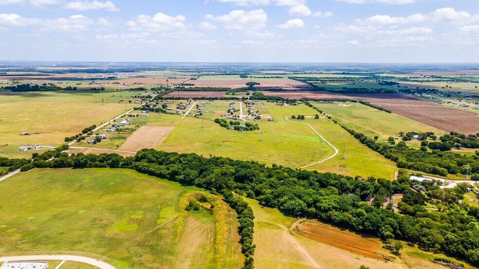 More Photos Of 8306 County Road 109, Alvarado Land For Sale