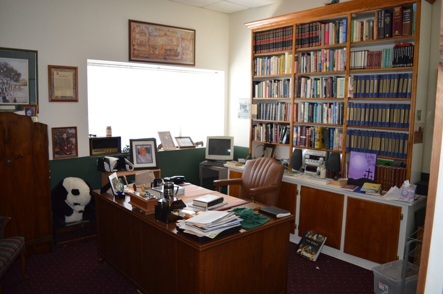 More Photos Of 31647 Highway 377, Whitesboro Light Manufacturing For Lease