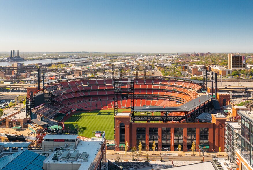 More Photos Of 6 Cardinal Way, Saint Louis Office For Lease