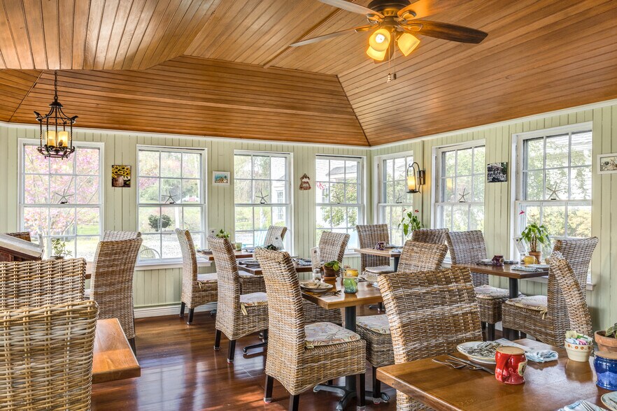 More Photos Of 1861 Main St, Brewster Hospitality For Sale