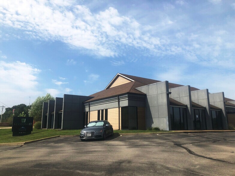 Primary Photo Of 4823-4835 Hwy 109, Eureka Office For Sale