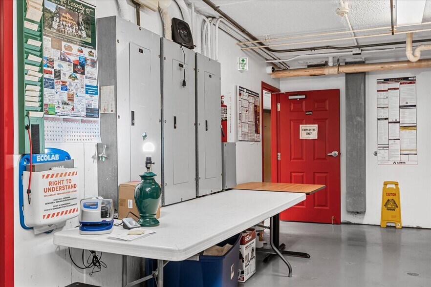 More Photos Of 182 Quillen Chapel Service Rd, Campton Hotel For Sale