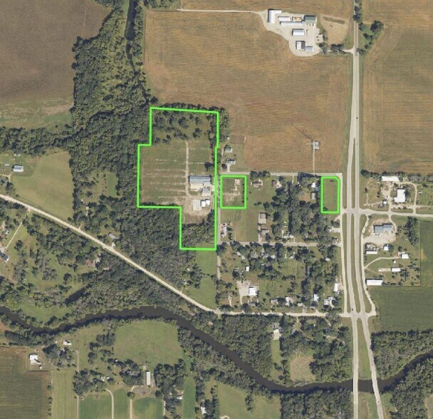 More Photos Of 20966 Monroe St, Mason City Flex For Sale