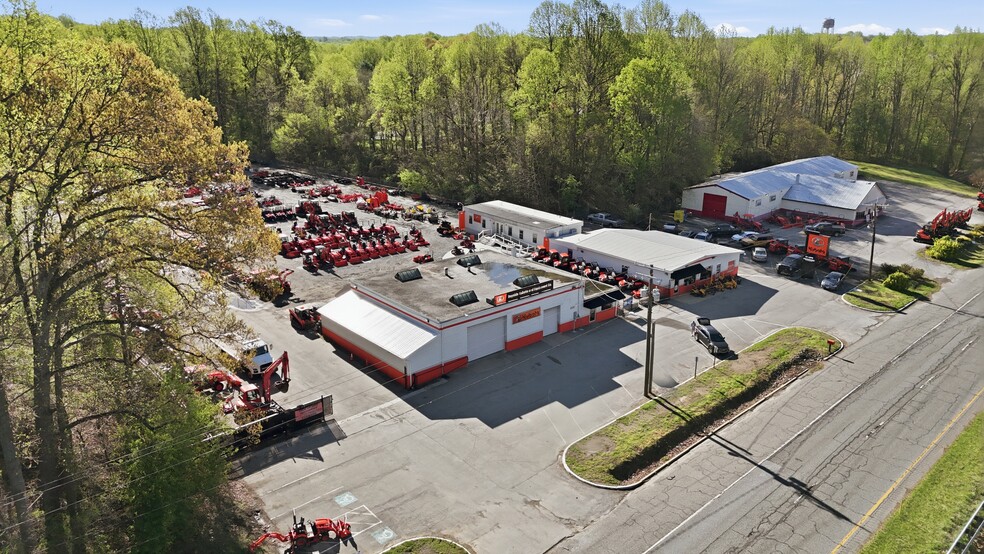More Photos Of , Upper Marlboro General Retail For Sale