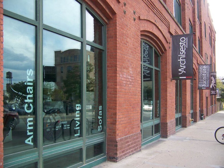 More Photos Of 833-845 W Chicago Ave, Chicago Office For Sale