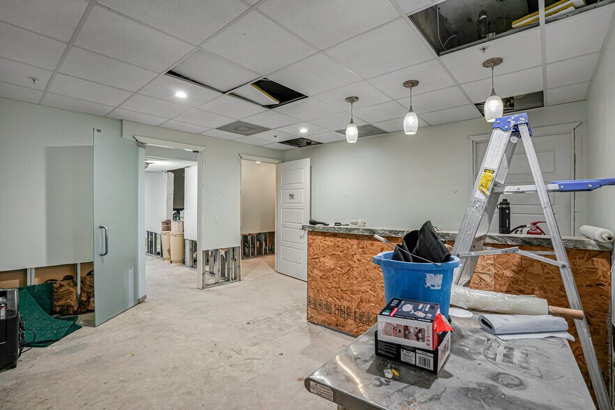 More Photos Of 1202 Kettner Blvd, San Diego Office Residential For Lease