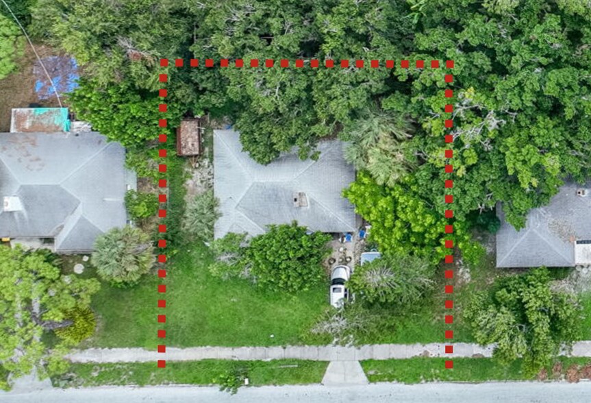 More Photos Of 2050 10th St, Sarasota Land For Sale