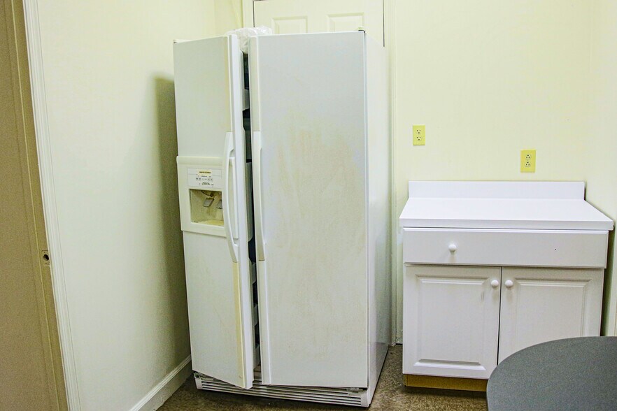 More Photos Of 1257 Sweeten Creek Rd, Asheville Light Manufacturing For Sale