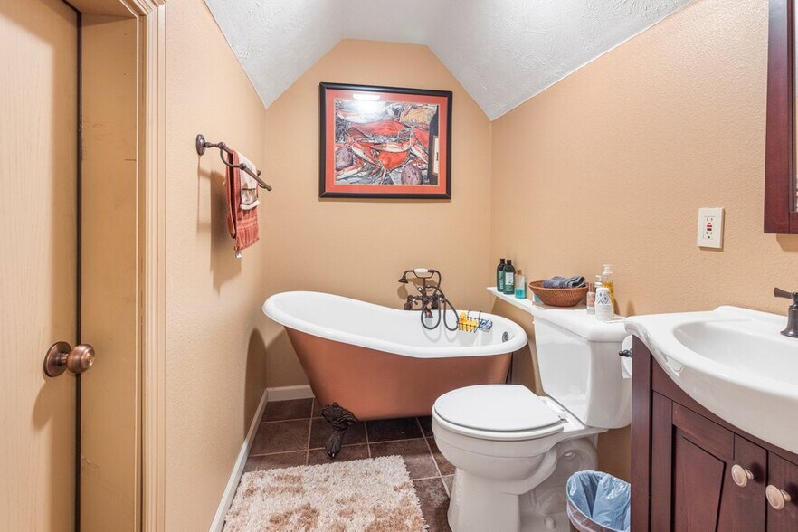 More Photos Of 2314 Teal St, Cameron Specialty For Sale