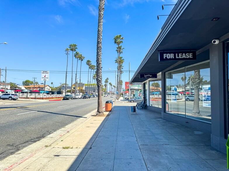 More Photos Of 417-431 S Coast Hwy 101, Oceanside Storefront Retail Office For Lease