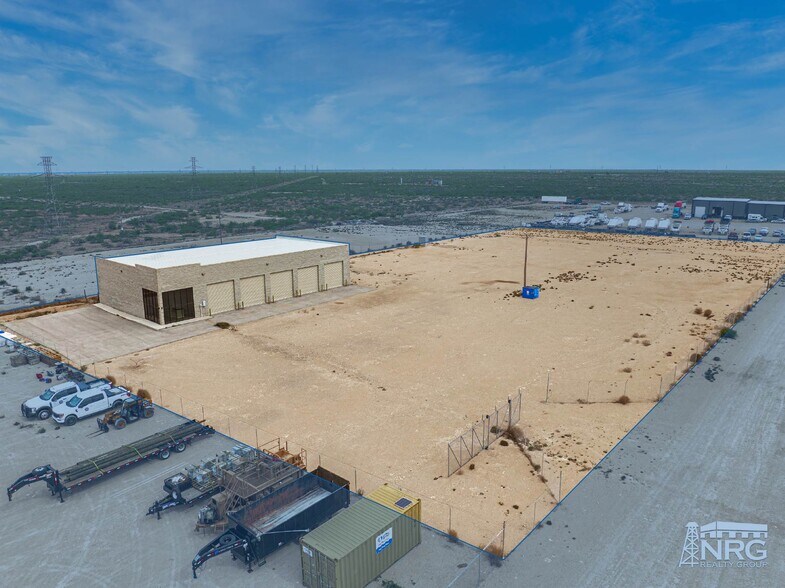 More Photos Of 1881 S Redline Ave, Odessa Warehouse For Lease