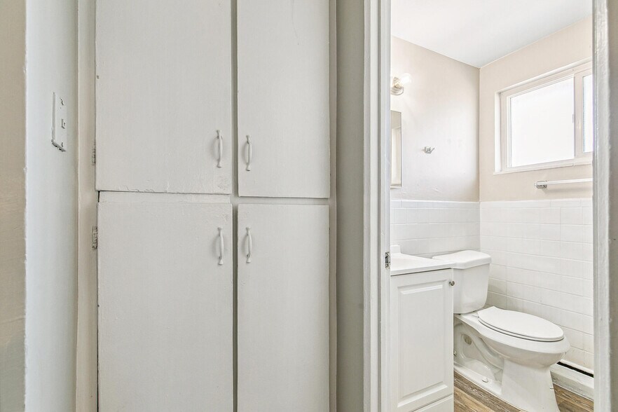 More Photos Of 1592 Lansing St, Aurora Apartments For Sale