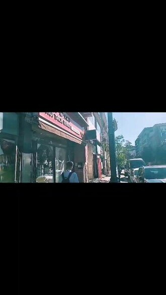 More Photos Of 1055 Boul Saint-Laurent, Montréal General Retail For Lease