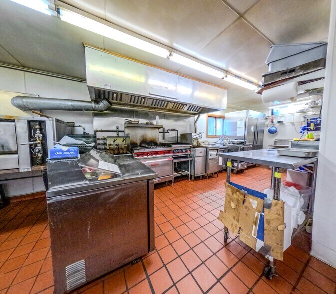 More Photos Of N4494 State Highway 42, Kewaunee Restaurant For Sale