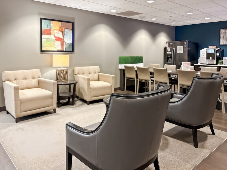 More Photos Of 233 S 13th St, Lincoln Coworking Space