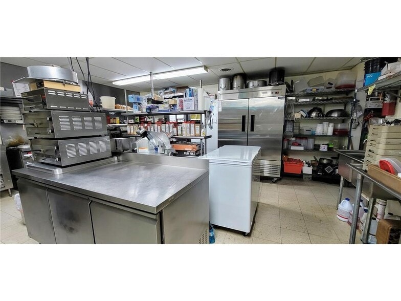 More Photos Of 6501 School St N, Finlayson Restaurant For Sale