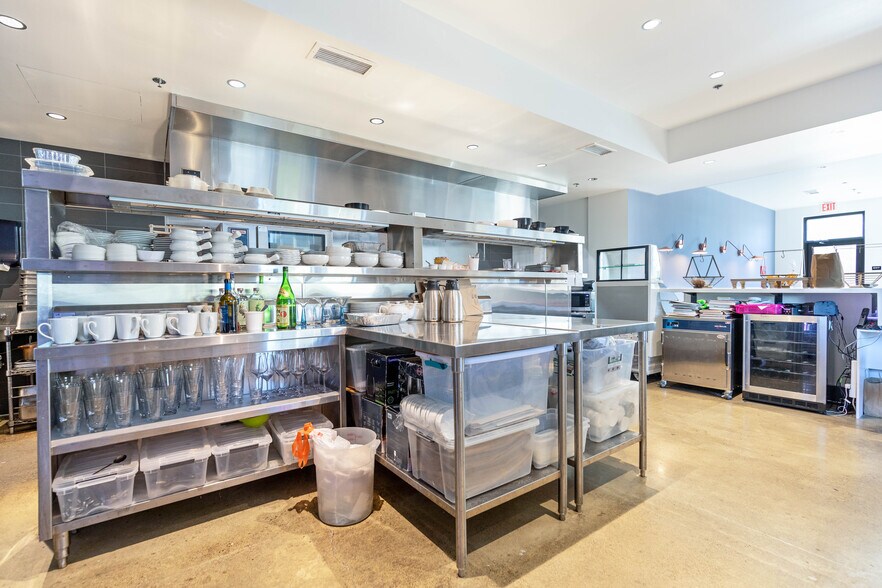 More Photos Of 5191 Sutter Park Way, Sacramento Apartments For Lease