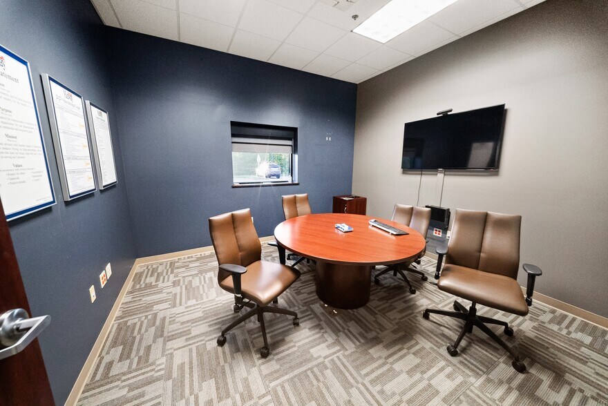 More Photos Of 6001 W Van Horn Tavern Rd, Columbia Office For Lease