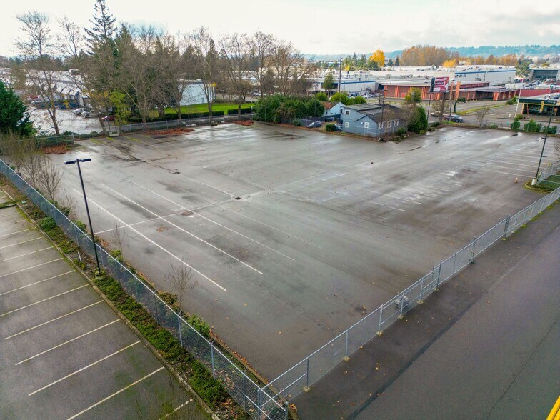 More Photos Of 19604 84th Ave S, Kent Contractor Storage Yard For Lease