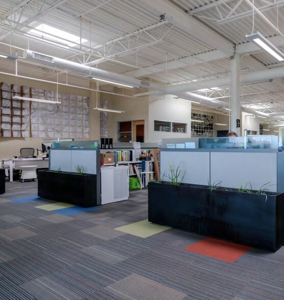 More Photos Of 1705 Guadalupe St, Austin Office For Lease