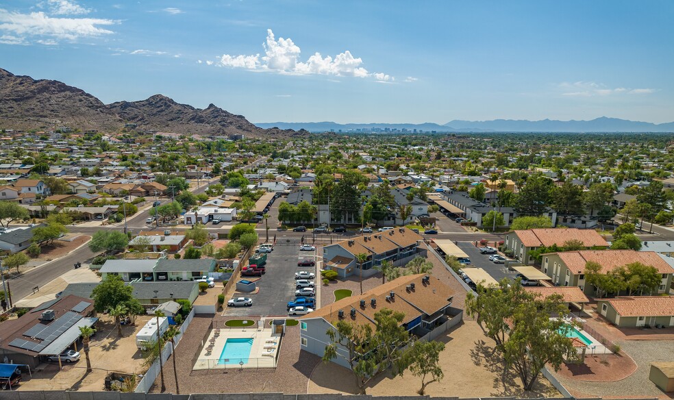 Primary Photo Of 1346 E Mountain View Rd, Phoenix Apartments For Sale