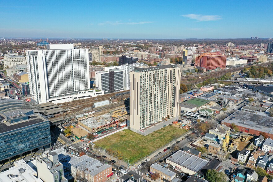 More Photos Of 94-01 Sutphin Blvd, Jamaica Land For Sale