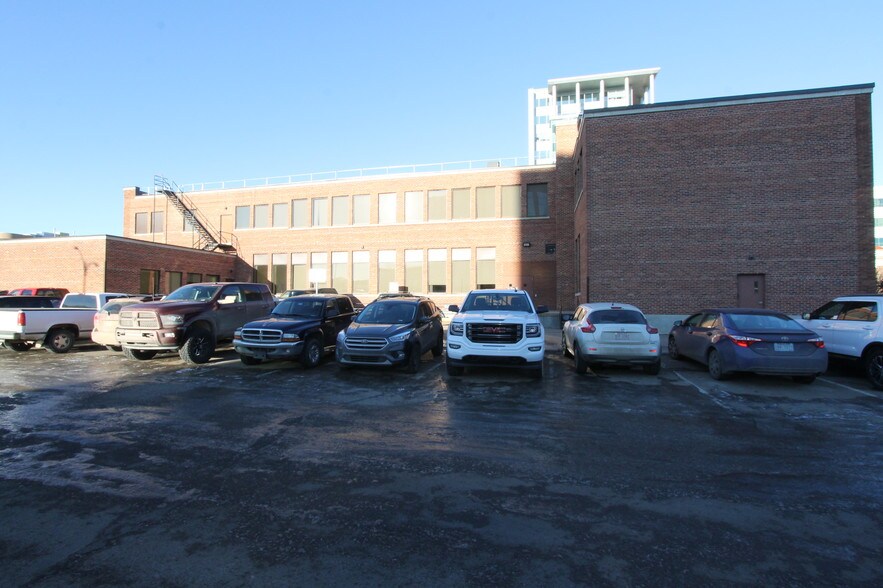 More Photos Of 4909 50 St, Red Deer Office For Lease