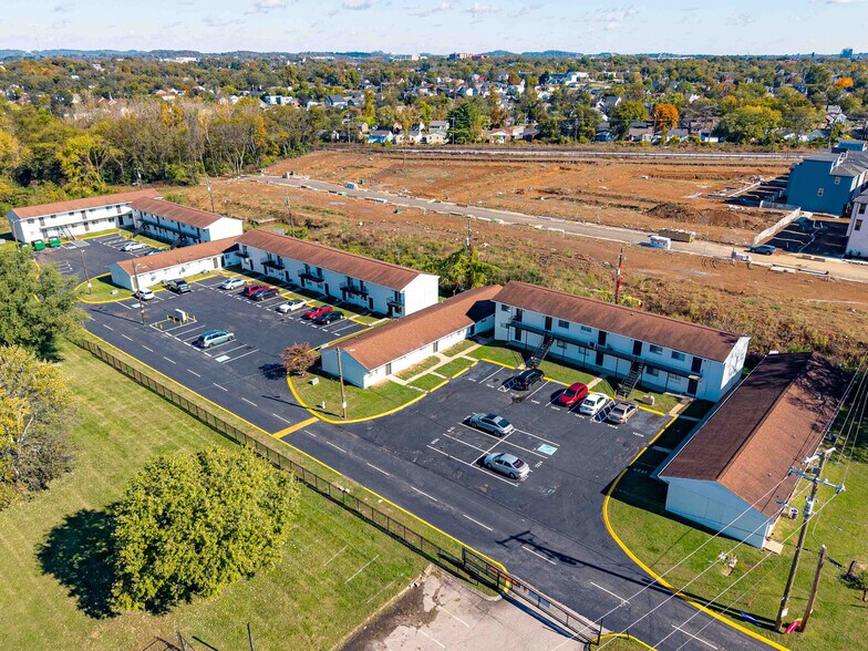 More Photos Of 1200 WH Davis Dr, Nashville Apartments For Sale