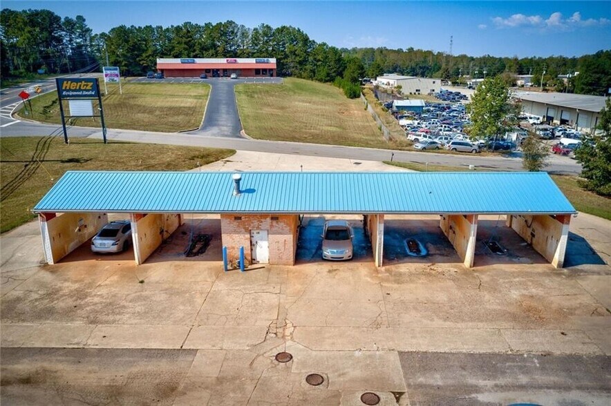 More Photos Of 2522 Business Dr, Cumming Warehouse For Sale