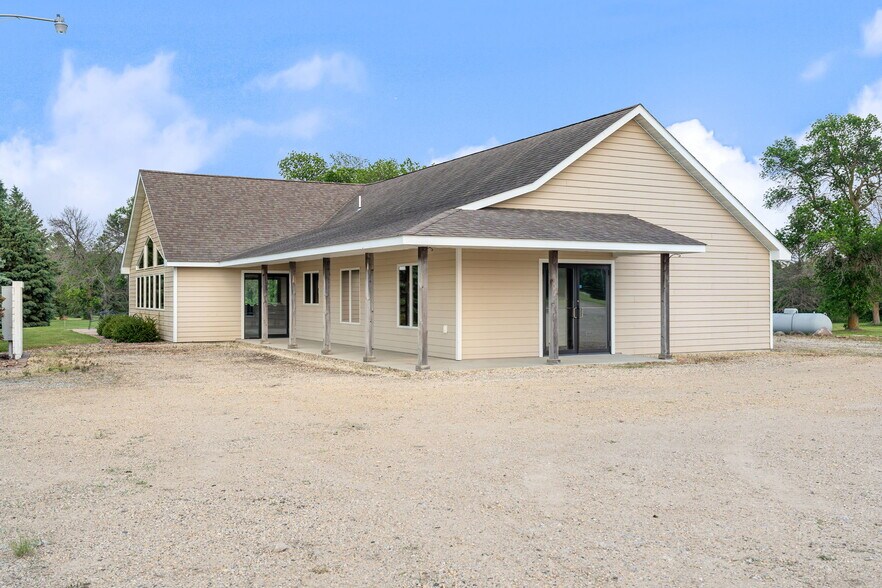 More Photos Of 3700 11th Pl NE, Austin Lodge Meeting Hall For Sale