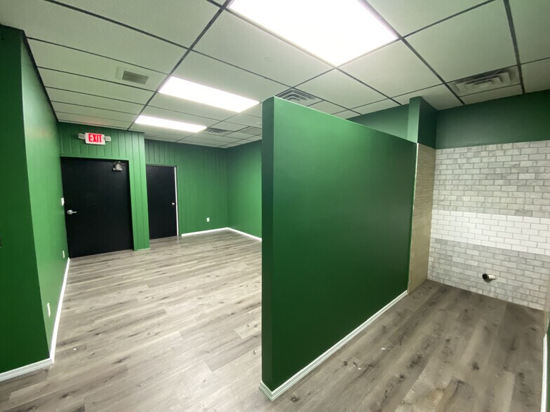More Photos Of 14 N Main St, Pearl River General Retail For Lease