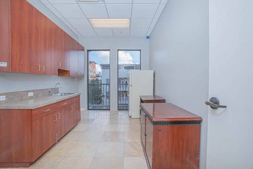 More Photos Of 6996 Piazza Grande Ave, Orlando Office For Lease